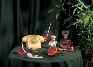 Как выбрать аромат: ключевые ноты и их сочетания в селективной парфюмерии