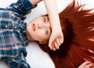 Кератиновое выпрямление и кератиновое восстановление волос: ключевые отличия