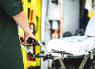 Как работает реанимобиль при перевозке тяжело больных