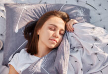 Идеальный сон: как подобрать матрас и подушку под своё тело