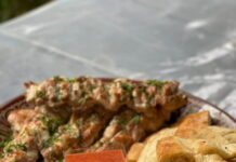 Гриль на колесах кейтеринг: мобильная кухня для любого мероприятия